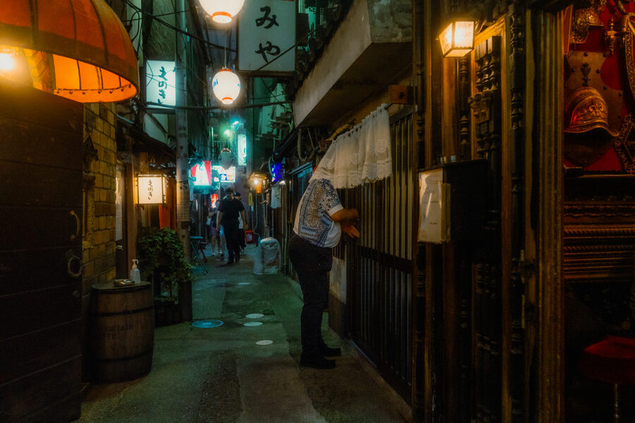 Ultimo turno, street photography a Tokyo
