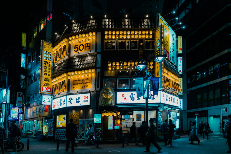 Notte elettrica, street photography a Tokyo
