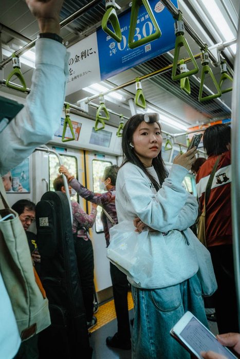 Osaka passanti stazione sera, fotografia di viaggio e street photography in Giappone