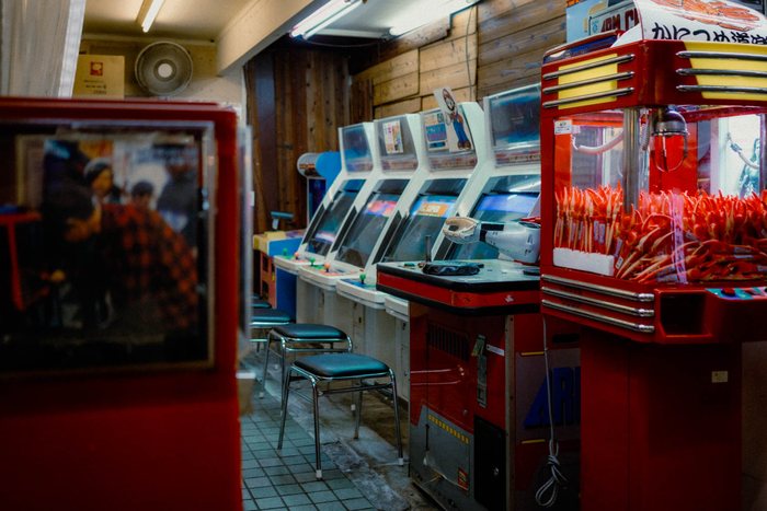 Osaka sala giochi cabinati, fotografia di viaggio e street photography in Giappone