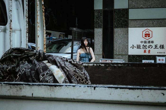 Tokyo ponte pedonale passanti, fotografia di viaggio e street photography in Giappone