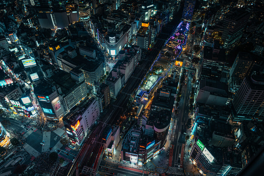 Veduta aerea delle strade e delle luci di Shibuya, Tokyo