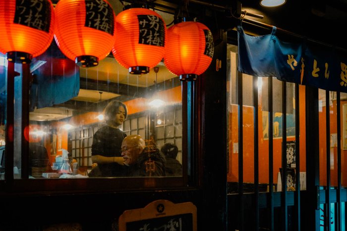Tokyo vetrina cuoco ristorante, fotografia di viaggio e street photography in Giappone