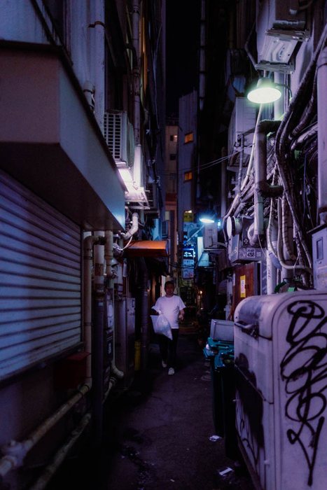 Yokohama izakaya vicolo lanterne, fotografia di viaggio e street photography in Giappone