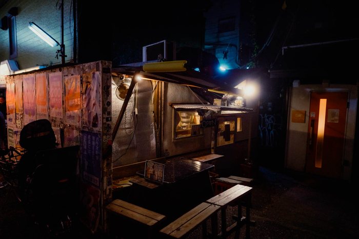Yokohama porta scorrevole legno, fotografia di viaggio e street photography in Giappone