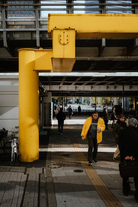 Yokohama strada grattacieli traffico, fotografia di viaggio e street photography in Giappone